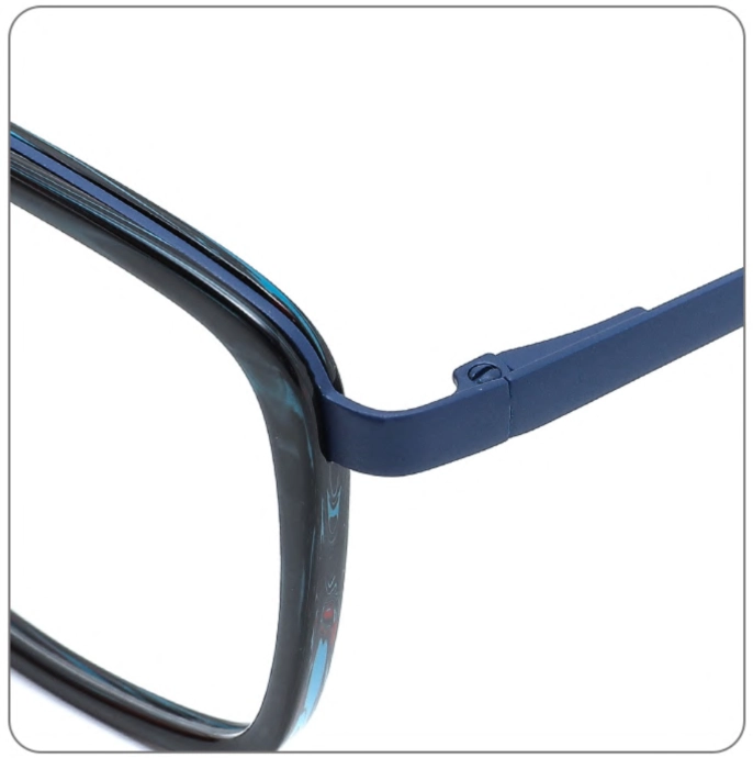 LT_1004_detail-1.webp