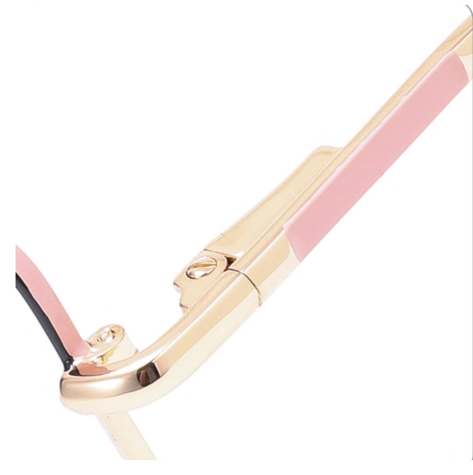 LT_18007_detail-1.webp