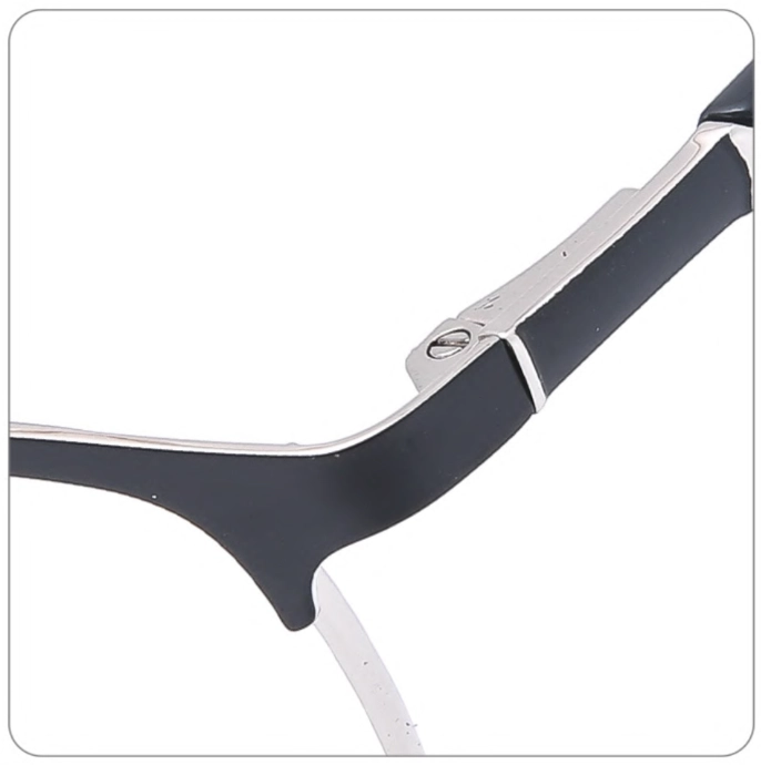 LT_18015_detail-1.webp