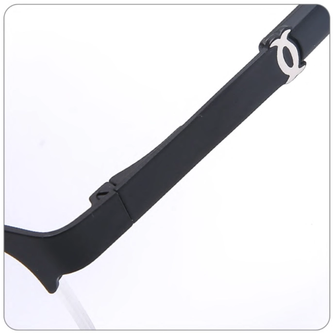 LT_1872_detail-1.webp