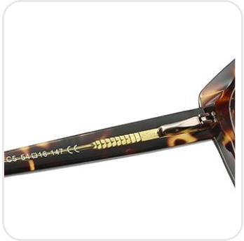 LT_2001_detail-1.webp